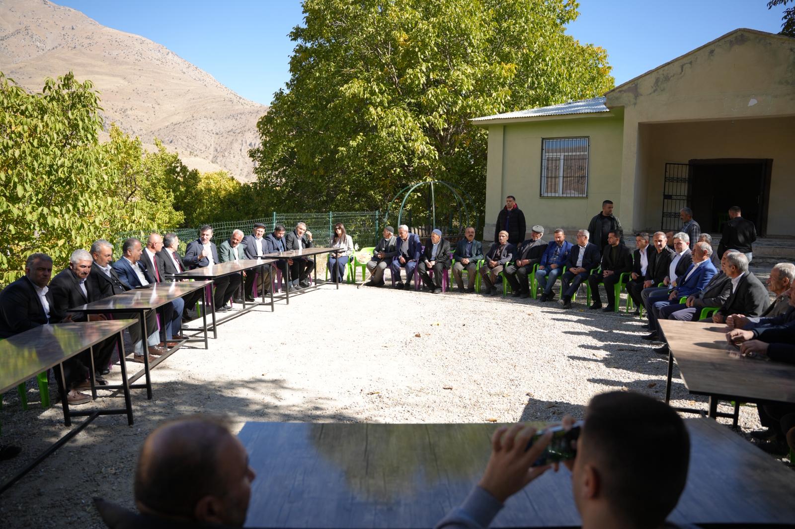 Ak Parti Van İl Başkanlığında Dur Durak Yok5