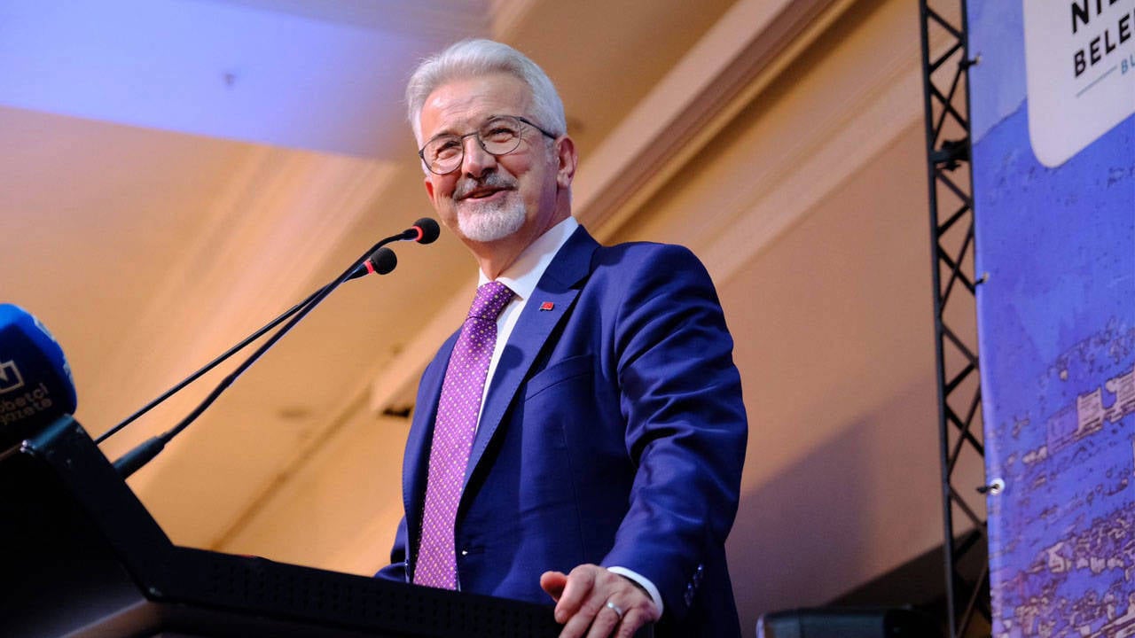 Eski Nilufer Belediye Baskani Erdem Ve 14 Kisi Tutuklandi