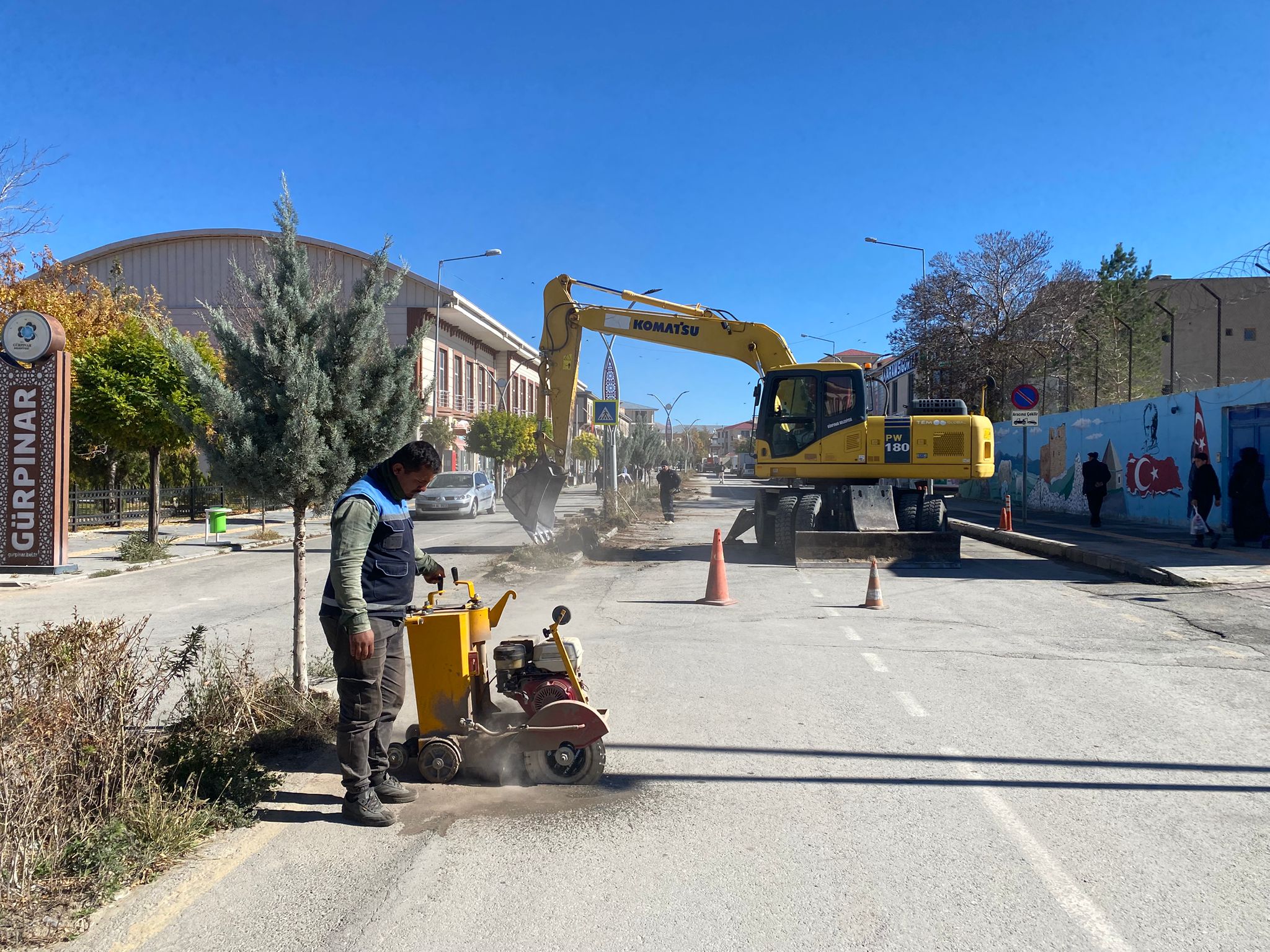 Cumhuriyet Caddesi Sil Baştan Yenileniyor3