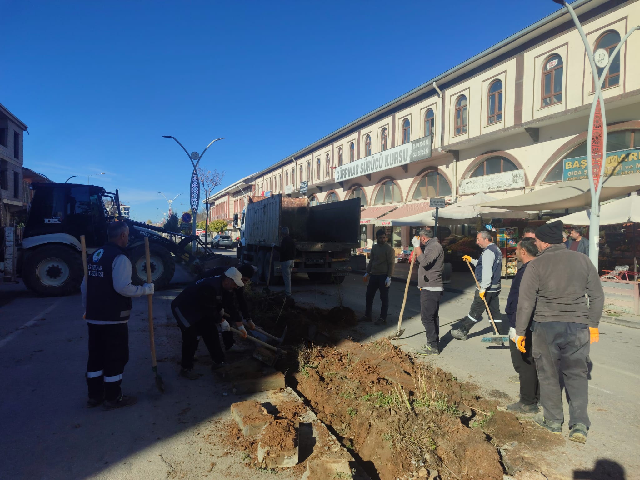 Cumhuriyet Caddesi Sil Baştan Yenileniyor4