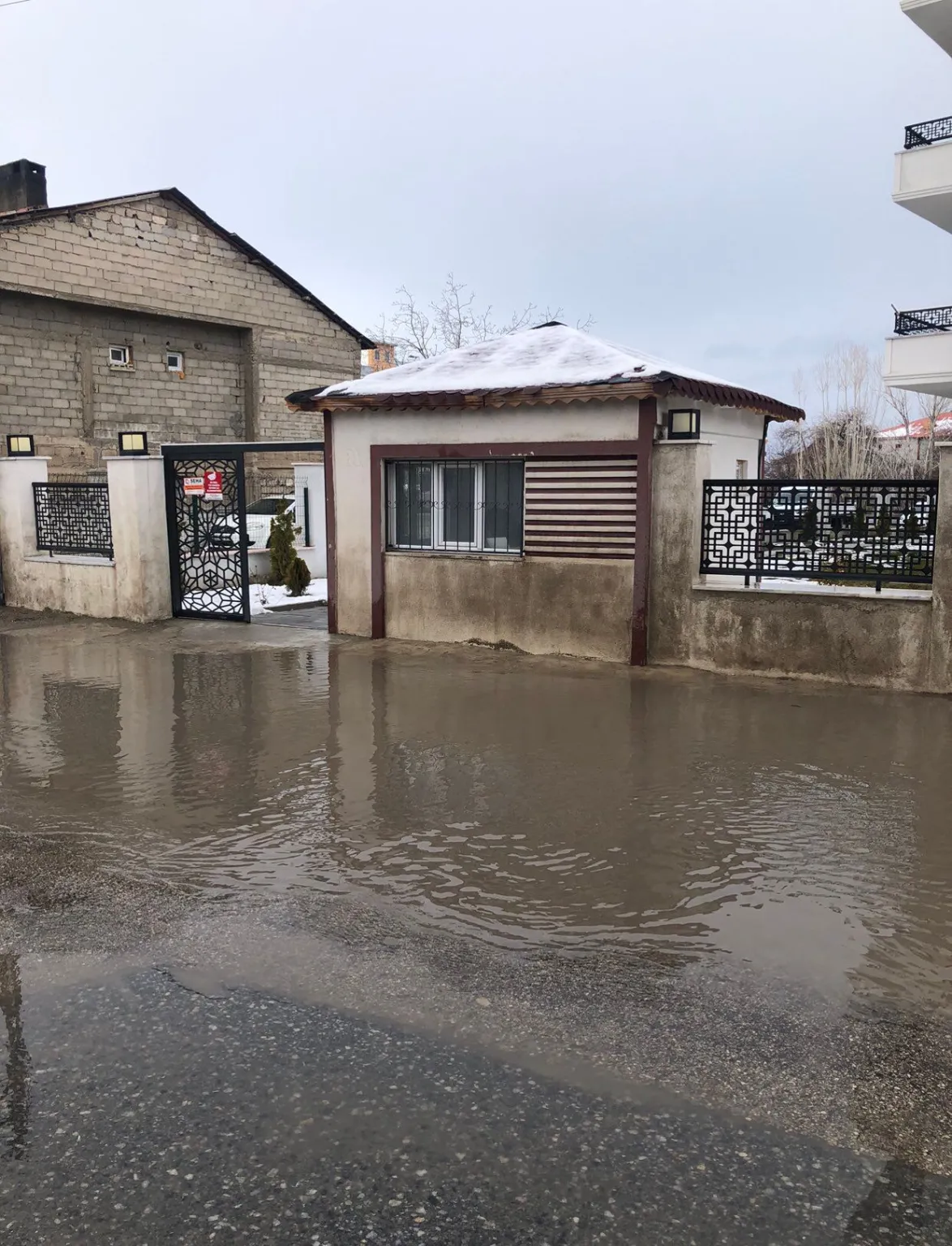 I M G 20251210 W A0033