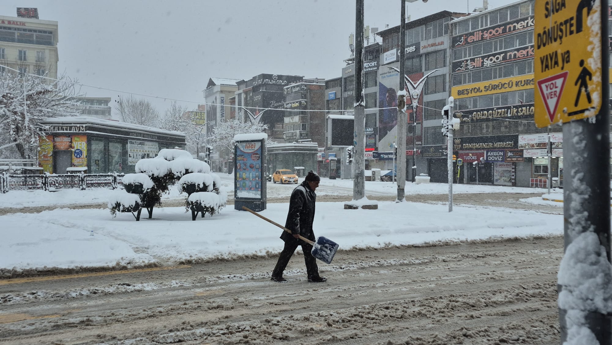 Whatsapp Image 2025 12 28 At 09.53.27 (1)