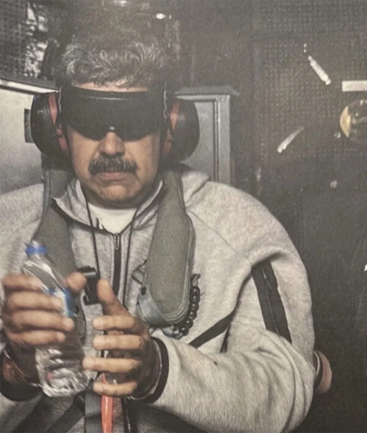 6959A33A248F6643 W1200Xh1414