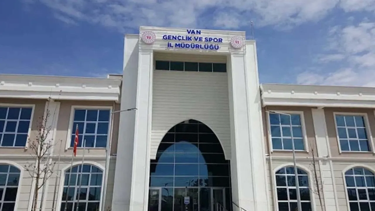 Van Gençlik ve Spor İl Müdürlüğü Kürek, Kano ve Yelken Malzemesi Satın Alacak