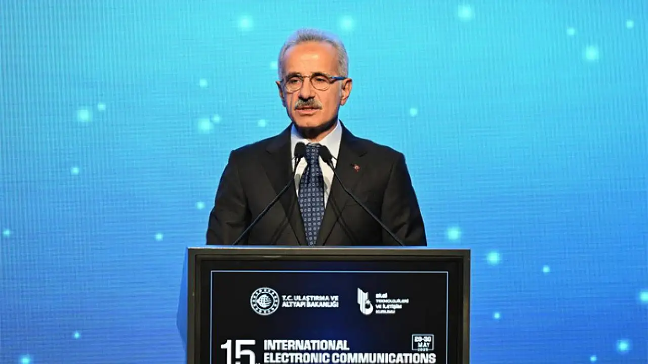 Bakan Uraloglu Geldik Ama Evde 1748518996 C X Nz5 V