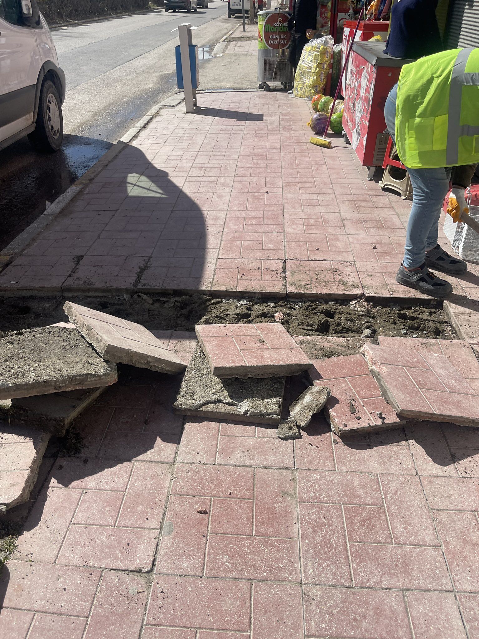 H E G41 D Xb A A A G A F