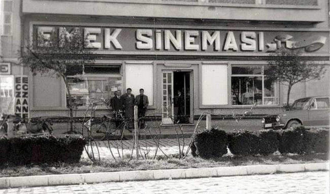 H E Qynh Rak A Av Rzy