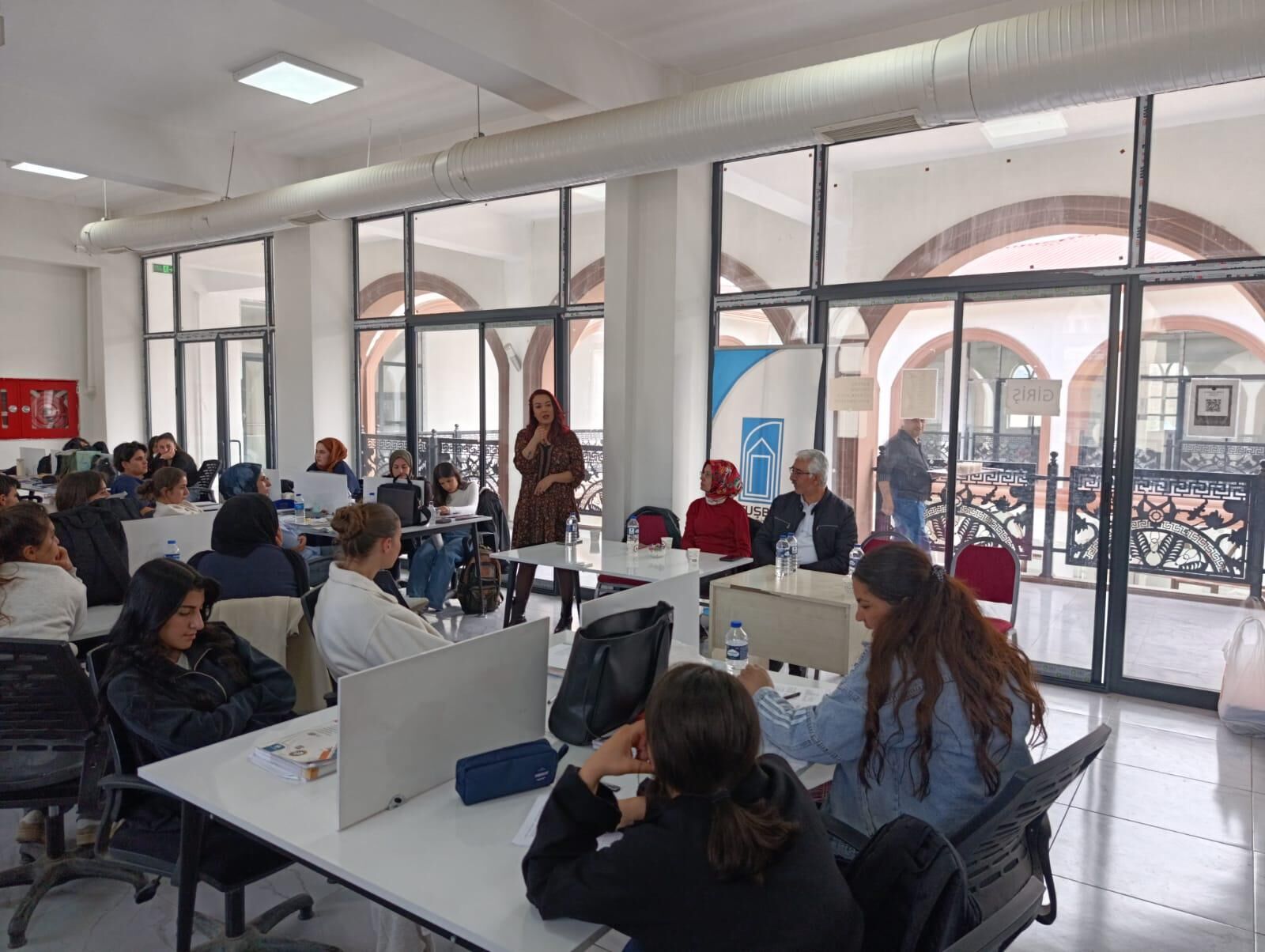 217D9198 Dd0D 4483 8C6A 88Ab4B70D052