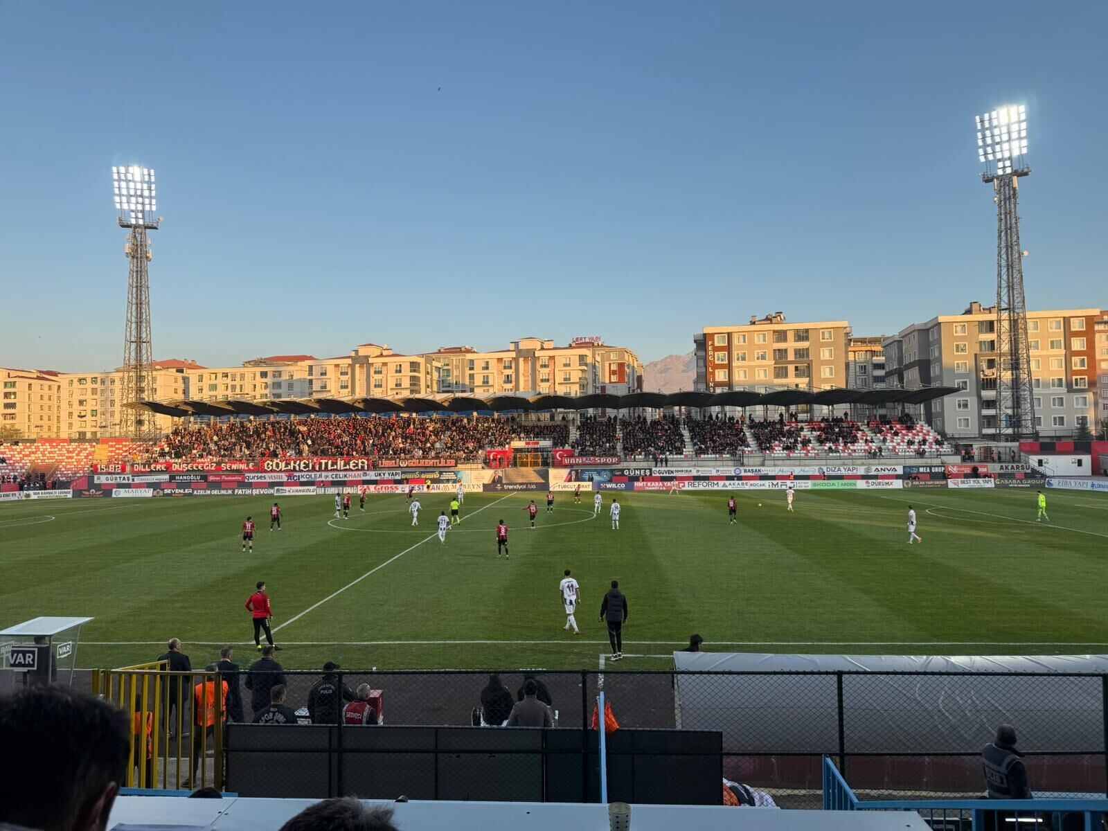 D5D8Fcf9 1F83 49Ae A911 D3Cd1D17Db9F