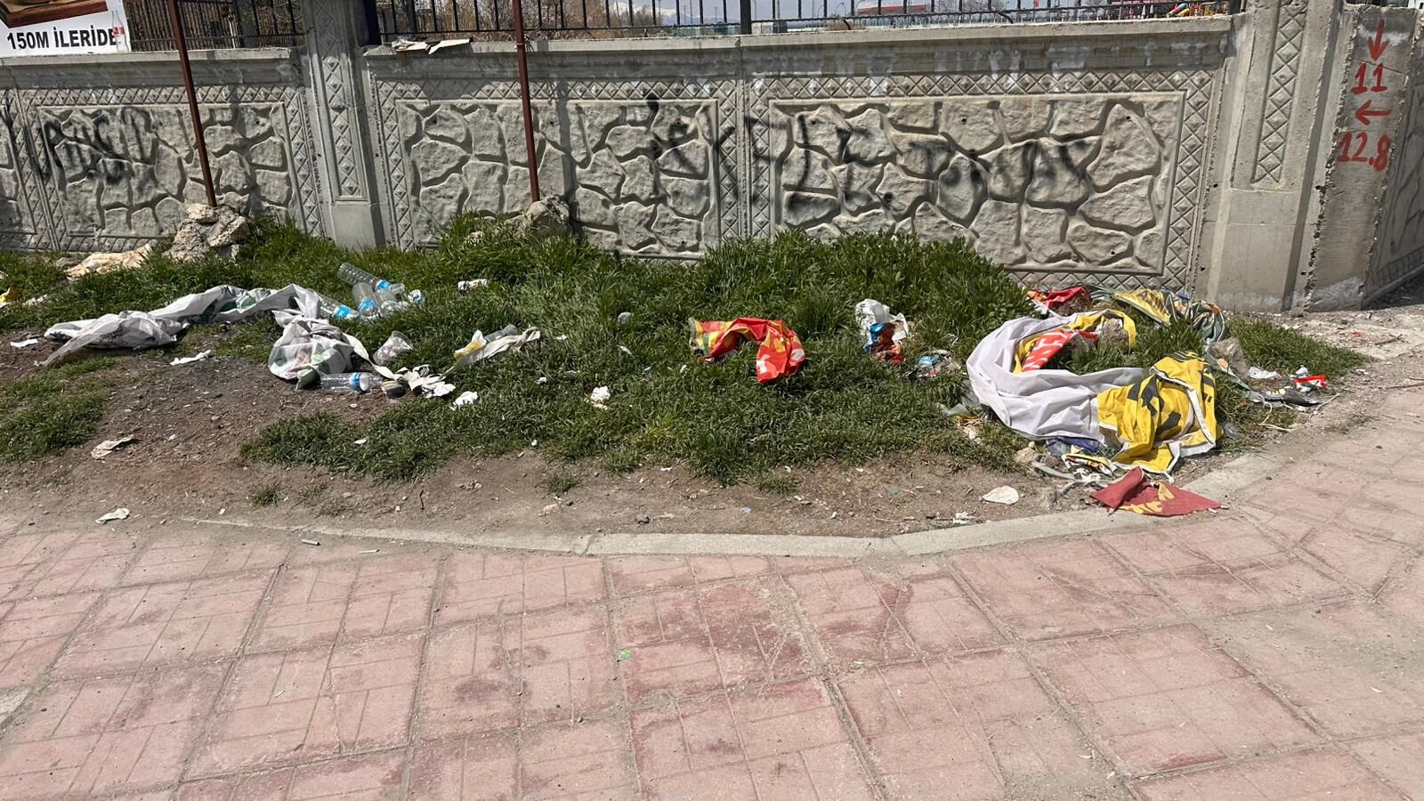 Ea0Fc956 2771 40Ca 9138 1F9Bf125Ee91