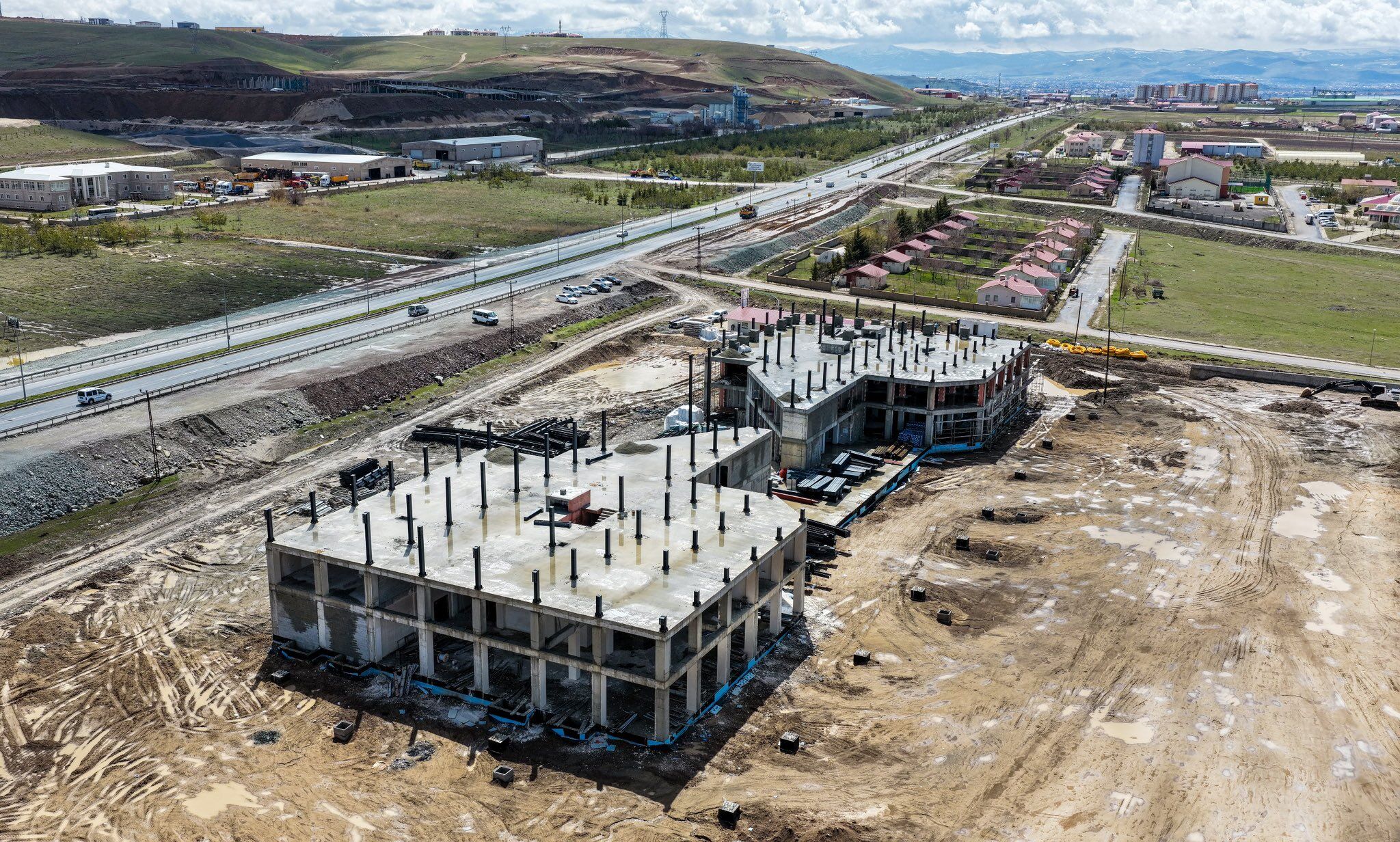 H Gq1 I Xx W Y A Aa Wc B