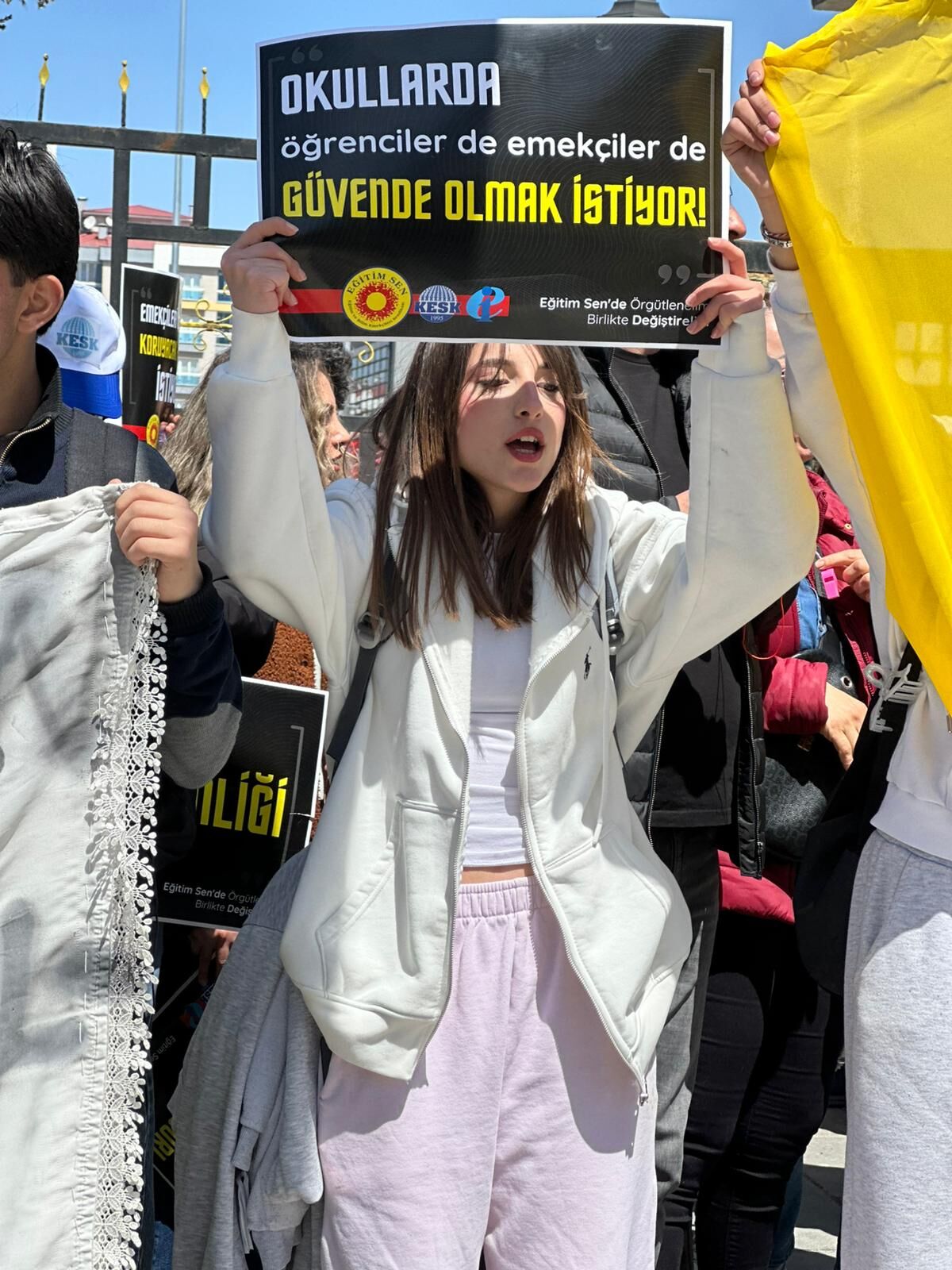 Whatsapp Image 2026 04 16 At 12.51.44-1