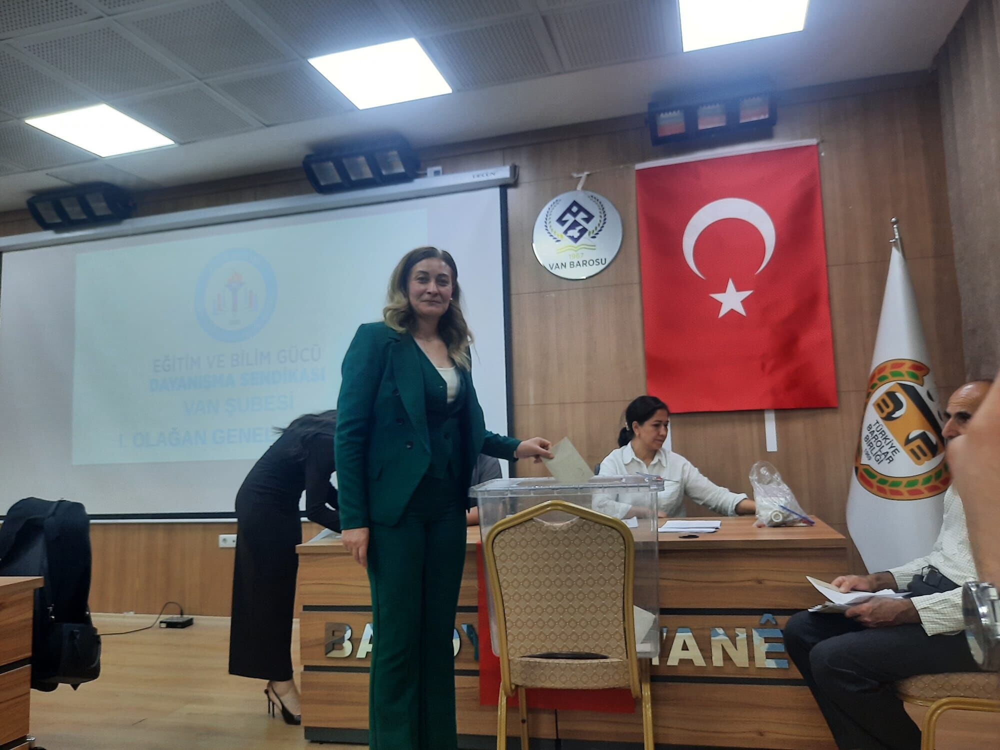 Van’da Yeni Bir Sendika Açıldı! (1)-1