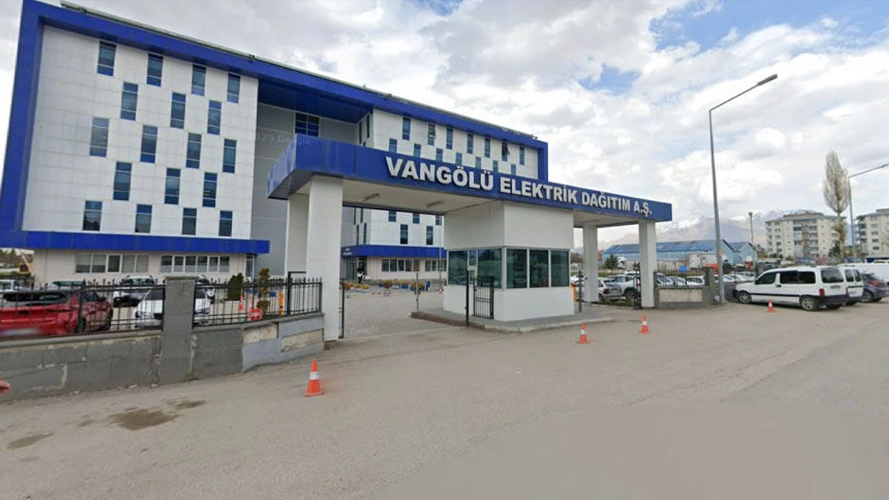 Van’ın İpekyolu, Edremit, Tuşba, Erciş, Gürpınar, Çaldıran Ve Muradiye İlçelerine Uyarı Verildi! ,