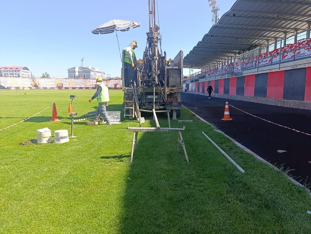 Vanspor Stadyum Yikiliyor (1)