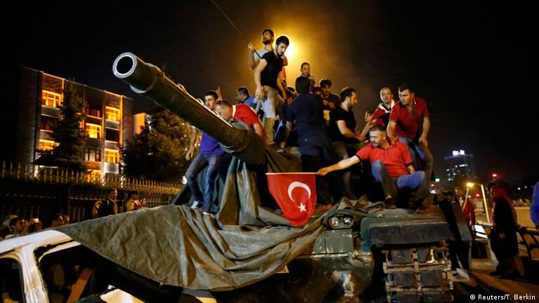 15 Temmuz'un 10. Yılı Darbe Girişimi Gecesinde Neler Yaşandı (2)