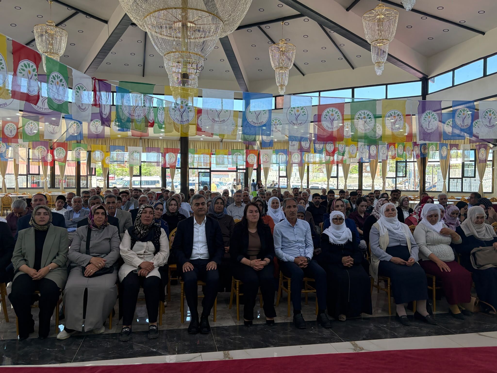 Dem Parti Erciş'te Yönetim Yenilendi!-1