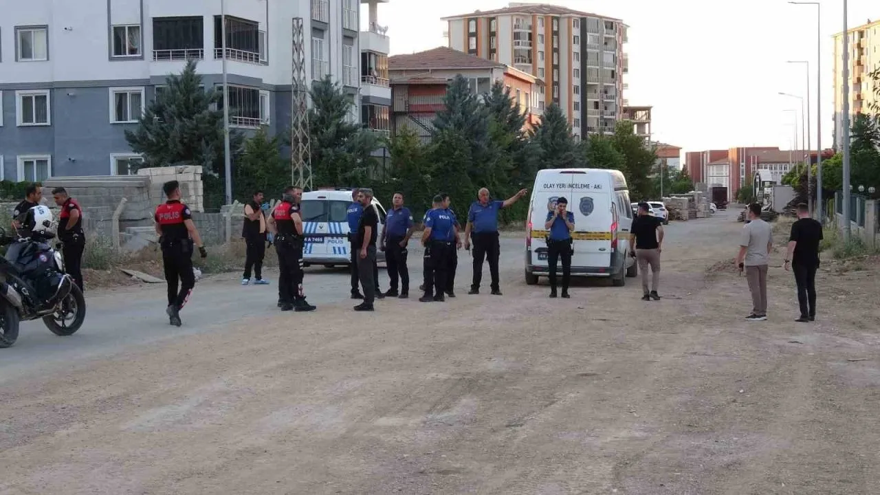 İki Grup Arasında Silahlı Kavga Ölü Var!-1