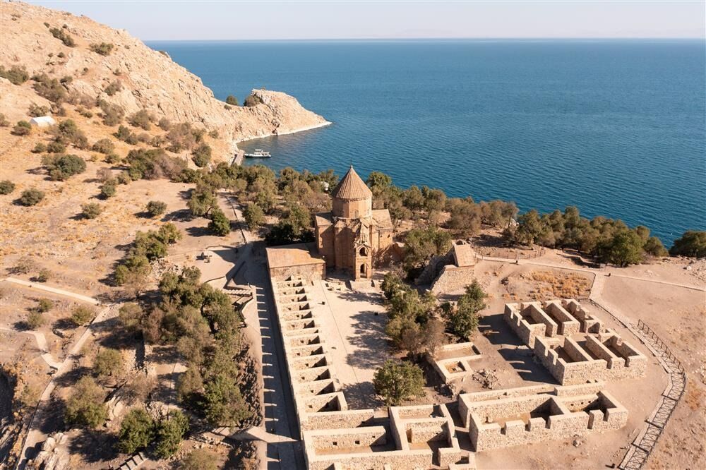 Van Akdamar Adası
