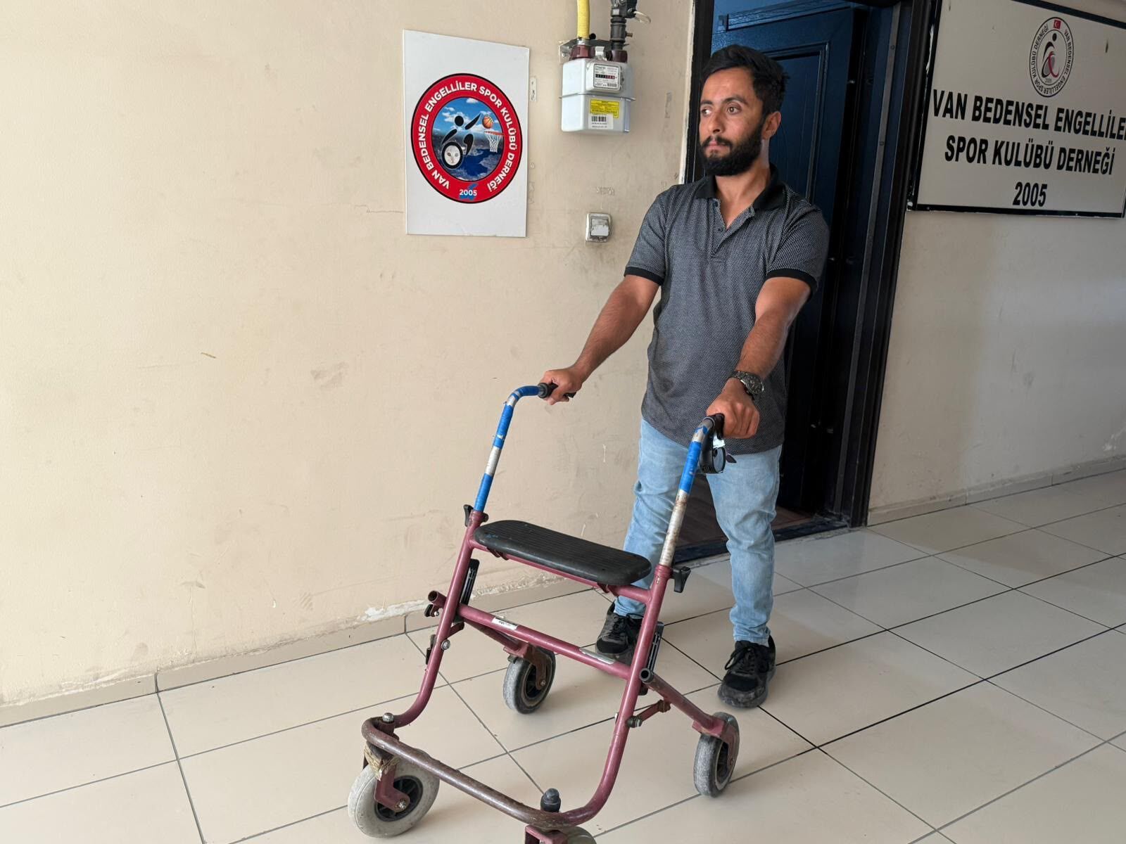 Van'da 120 Bin Engelli Vatandaştan Yetkililere Çağrı Engeller Kaldırılsın (2)