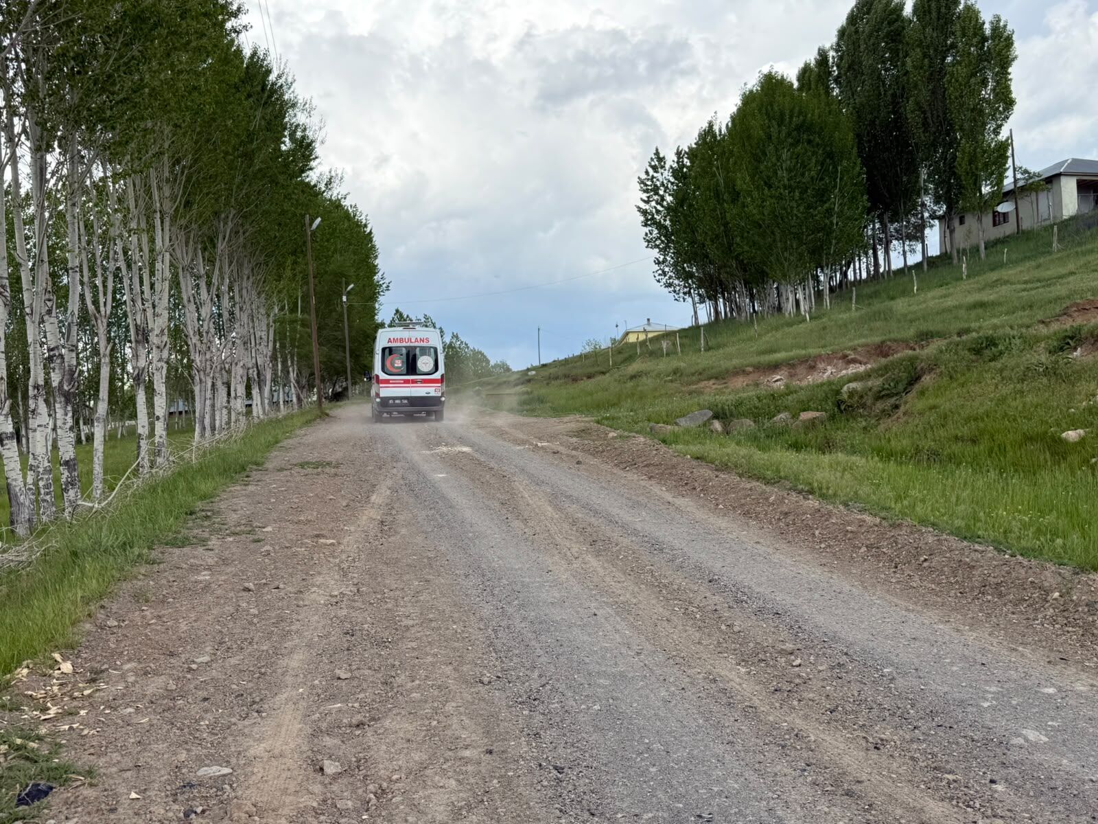 Van'da Şaşırtan Gerçek Bu Yol 50 Yıldır Yapılmayı Bekliyor (3)