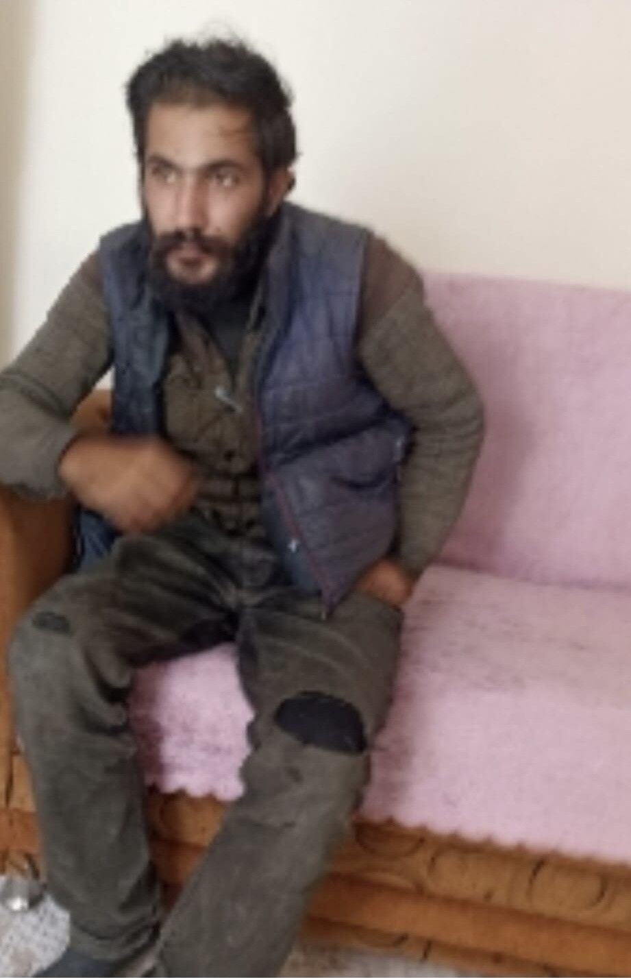 Ağrı’da 7 Yıl Sonra Oğlunu Buldu, Adına Açılan Şirketleri Öğrenince Şoke Oldu-1