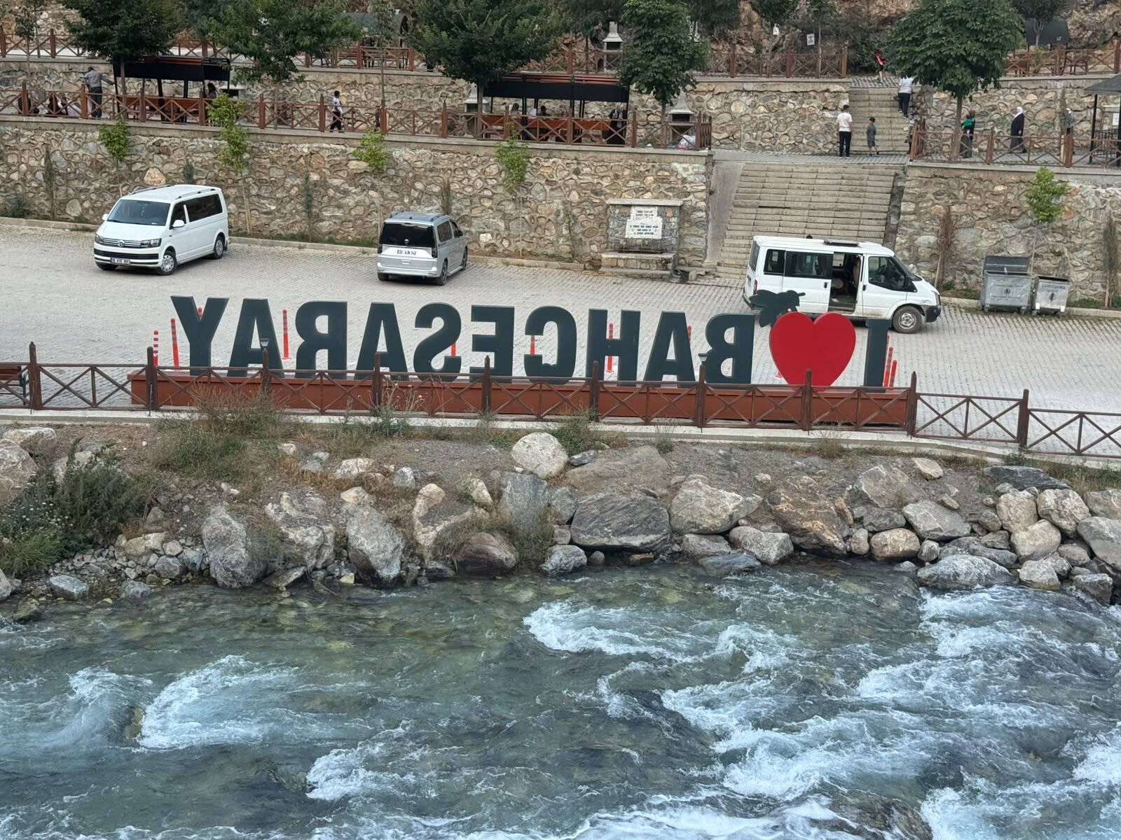 Feqiyê Teyran’ın İz Bıraktığı Müküs Yüzyıllardır Sakladığı Sır Ne (6)