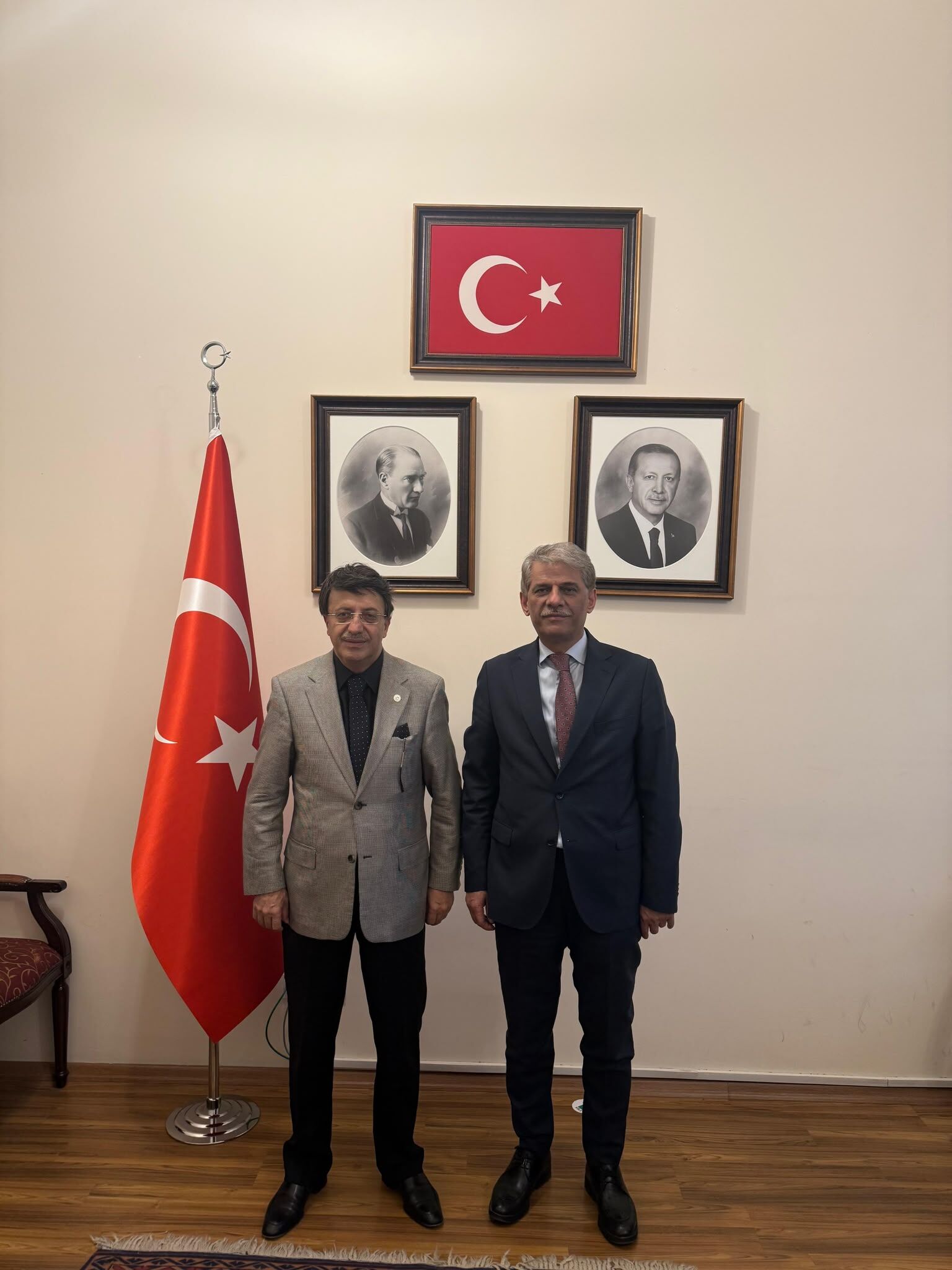 Türkiye’nin Maldivleri Olan Van Gölü’ne Ücretsiz Halk Plajları Yapılacak Ee