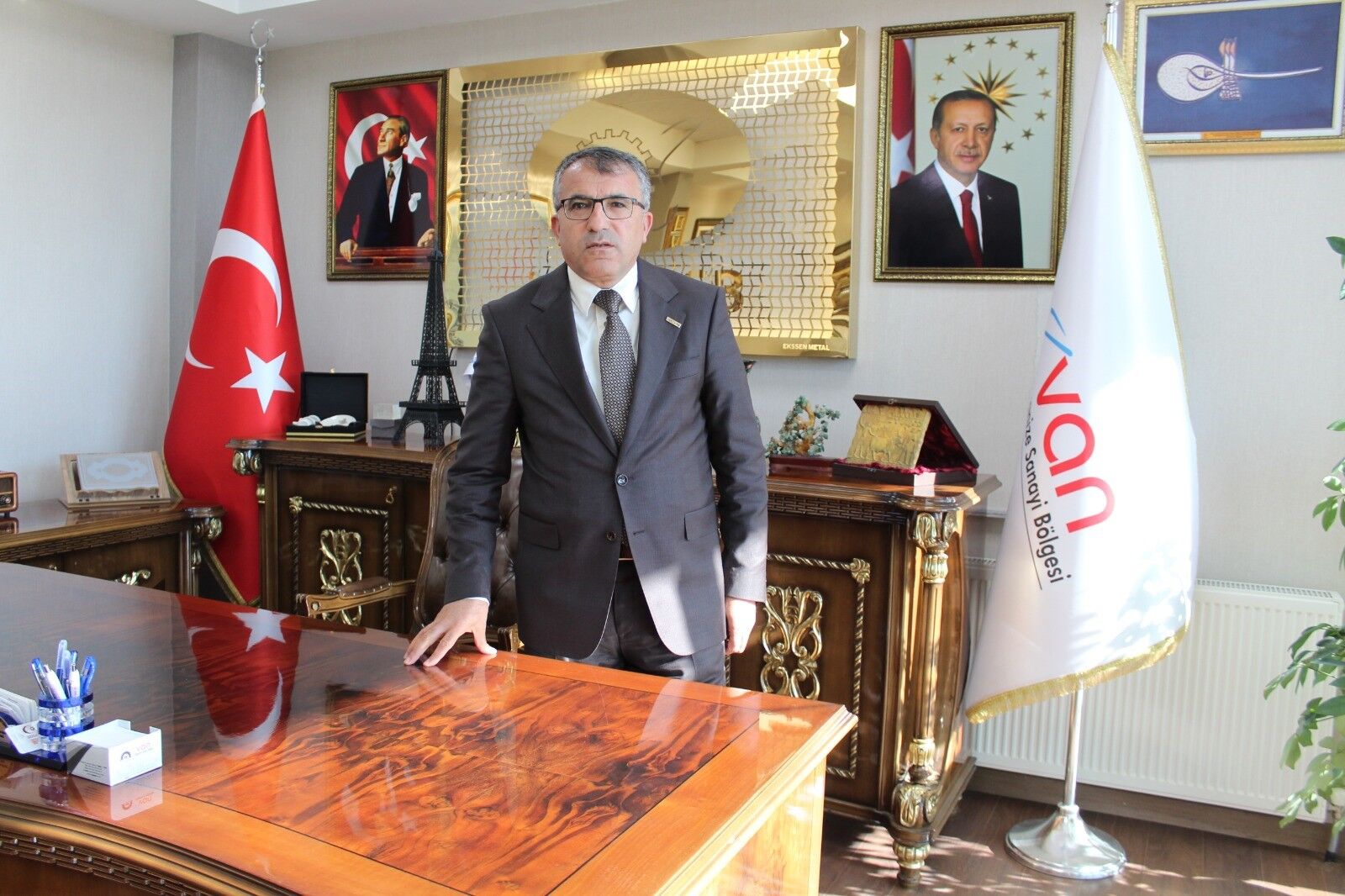 Van Osb Başkanı Mehmet Aslan'dan Barış Ve Demokratik Toplum Sürecine Destek!-1