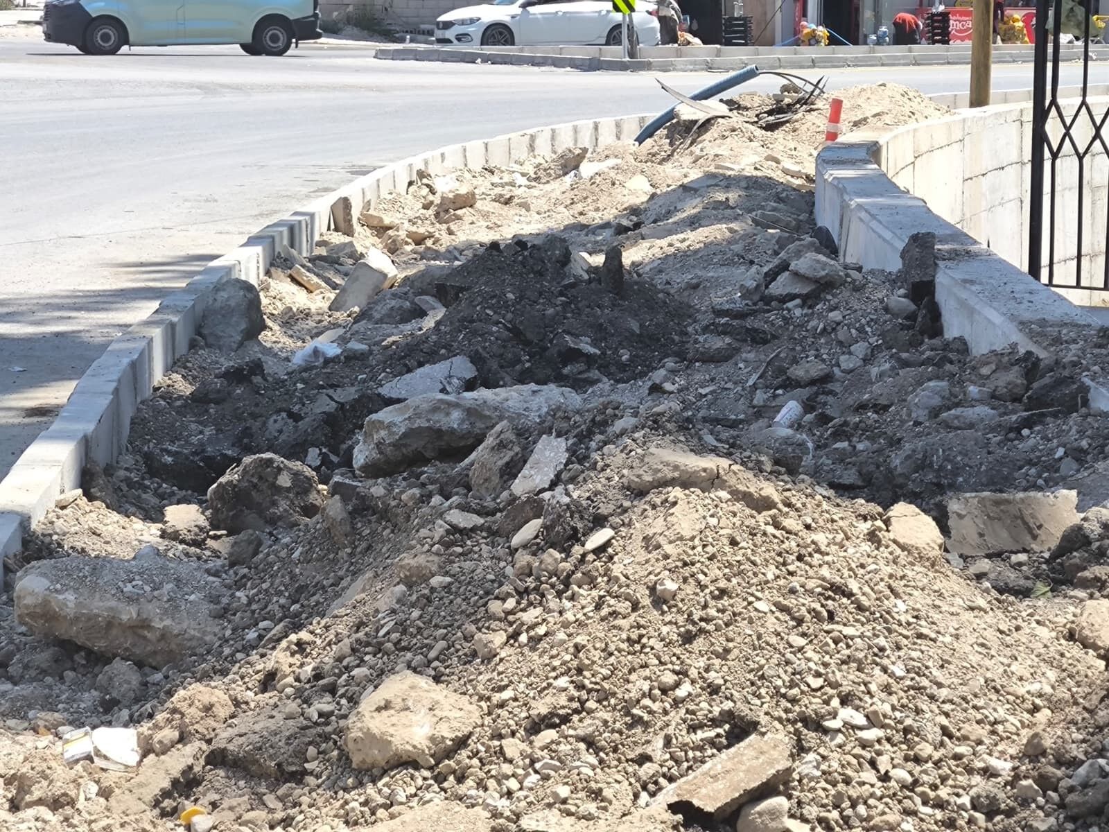 Van'da Bitmeyen Yol Çilesi 7
