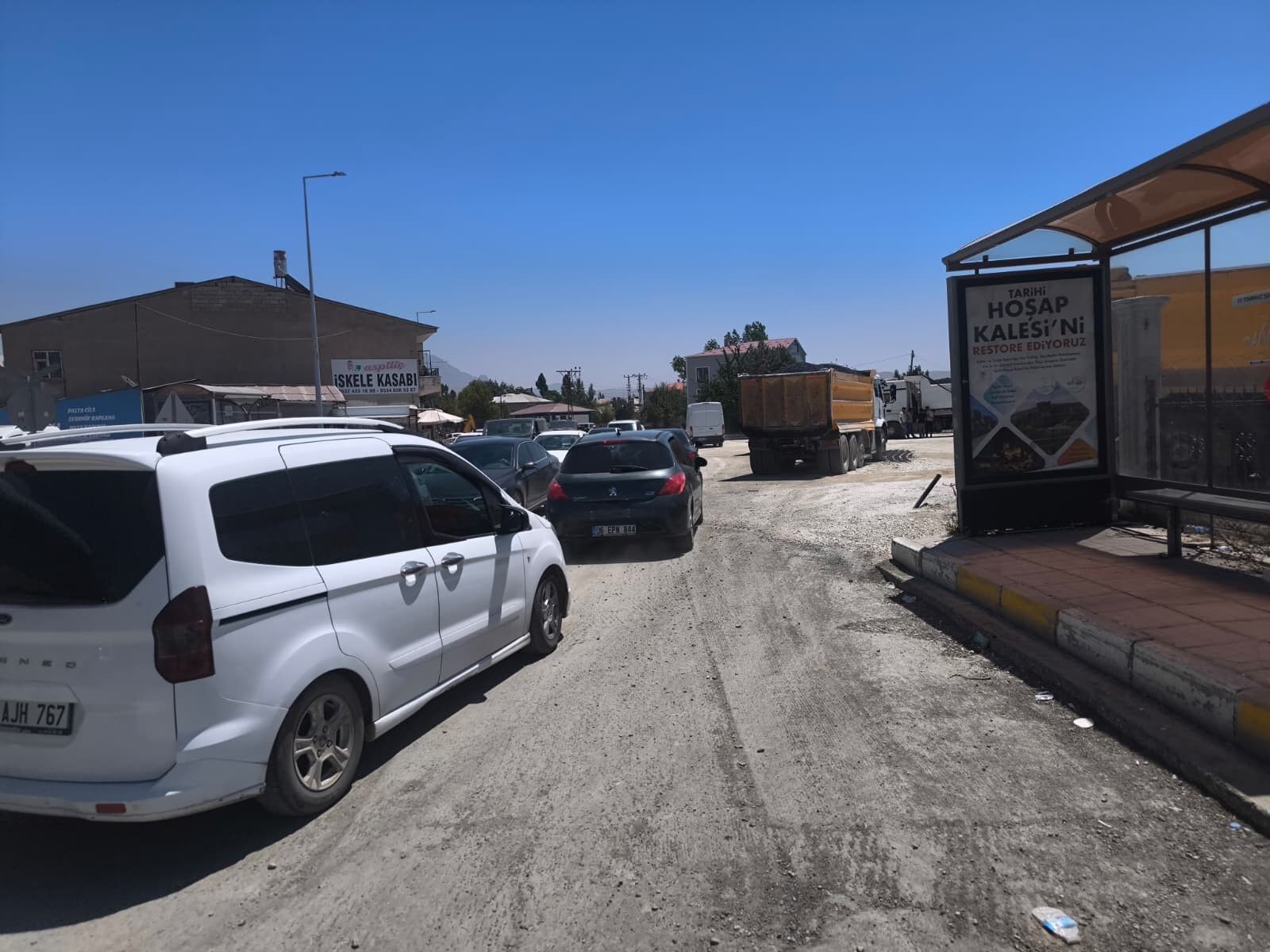 Van'da Bitmeyen Yol Çilesi2