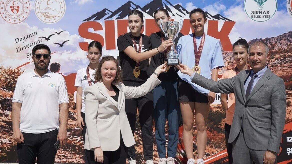 Vanlı atlet Meryem Korkuç, Türkiye ikincisi oldu