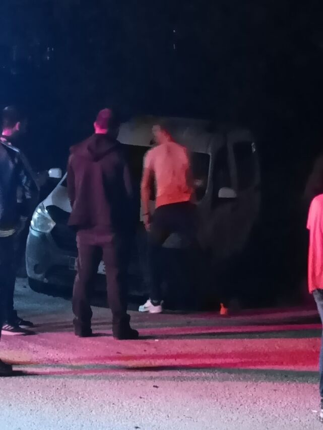 Şabaniye Caddesi’nde Yine Kaza Vatandaşlar Önlem Bekliyor (1)-1