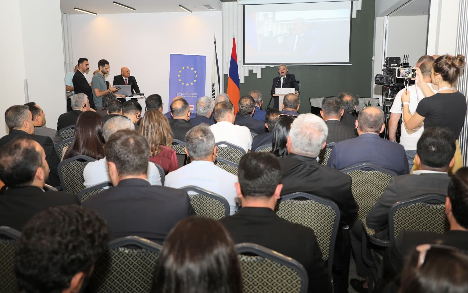 Van Erivan Arası 300 Kilometreye Düşebilir! Ticarette Yeni Dönem Başlıyor (1)