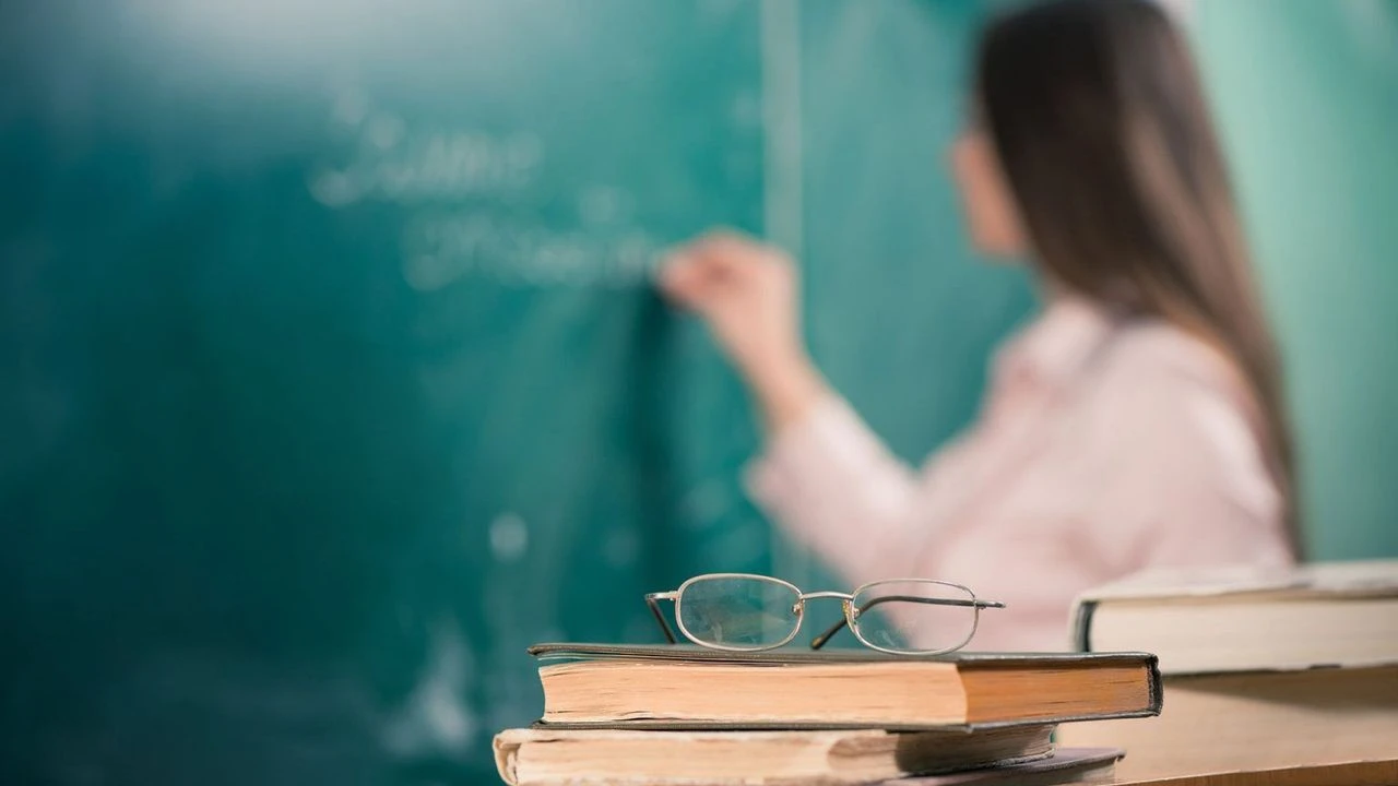 Van’da Eğitim Masasında Öğretmen Açığı Var!-1