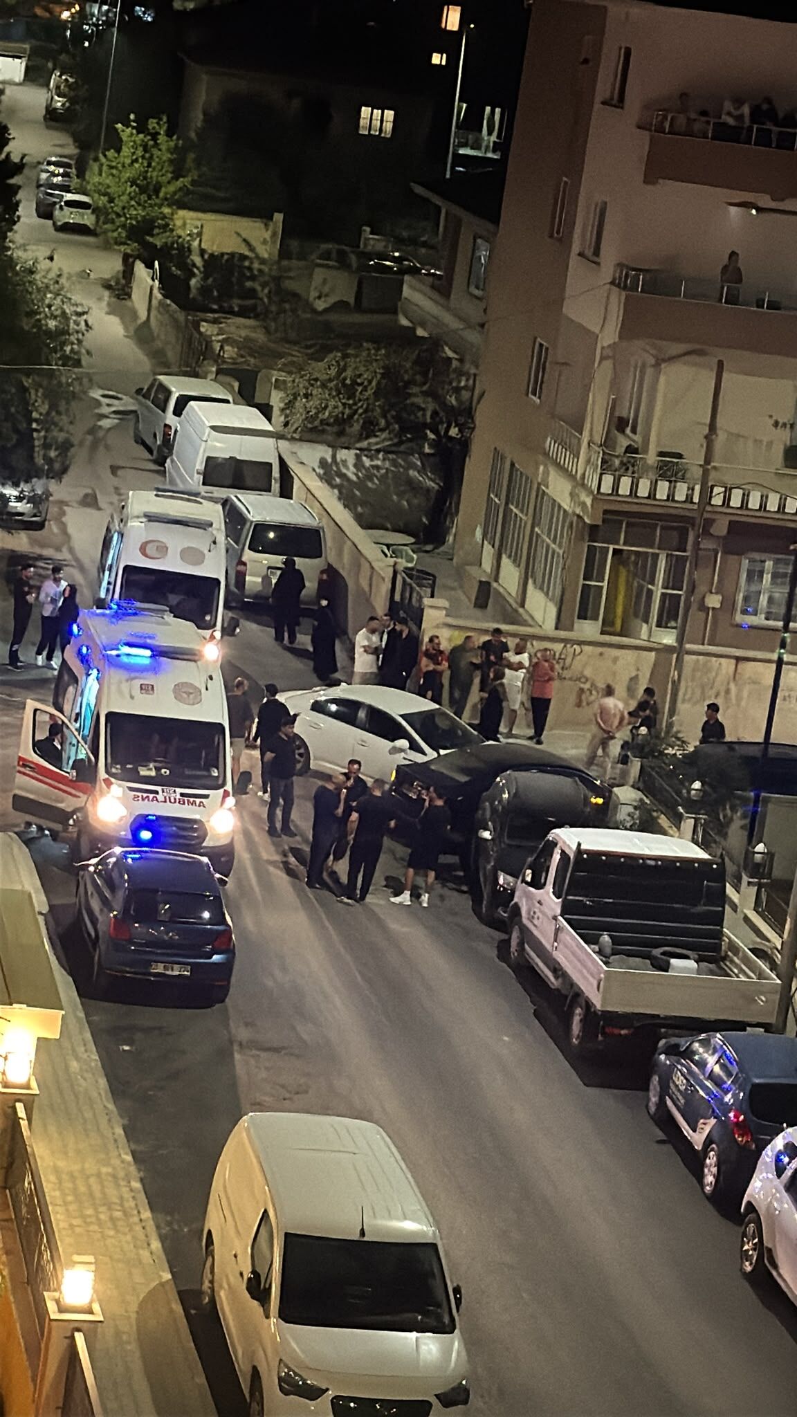 Van’da Eski Cezaevi Caddesi’nde Maddi Hasarlı Kaza (3)