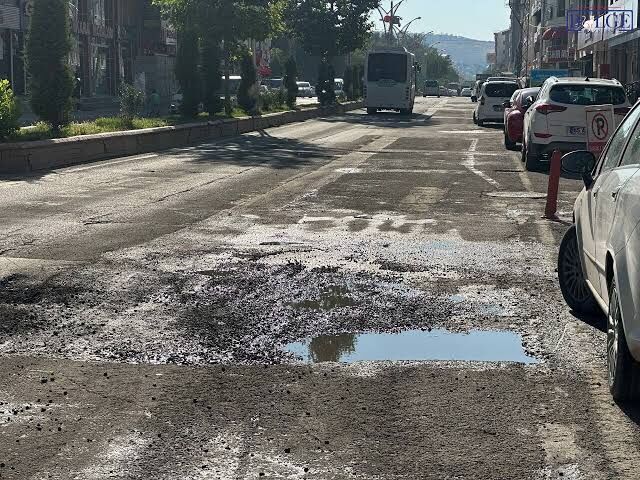 Zabıtaları Seyyara Değil, Bozuk Yollara Gönderin! (2)