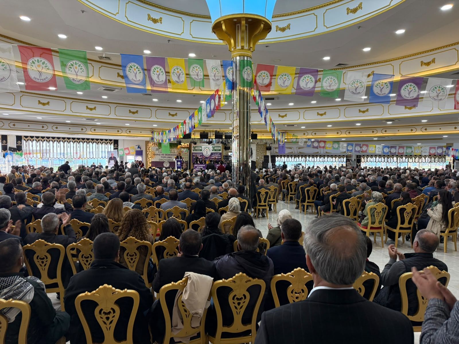 Tülay Hatimoğulları Van’da Konuştu Barış Sürecinde “Daha Ne Bekleniyor” Çağrısı (2)