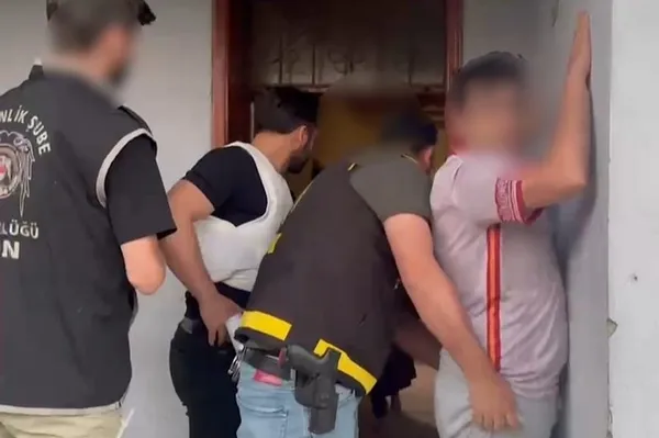Van’da 5,6 Milyarlık Dosyada Dikkat Çeken Karar! 30 Kişi Tahliye Edildi! (2)