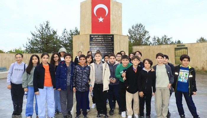 Vanlı Öğrenciler Tarihin İzinde Şehrin Hafızasını Yerinde Keşfettiler (2)