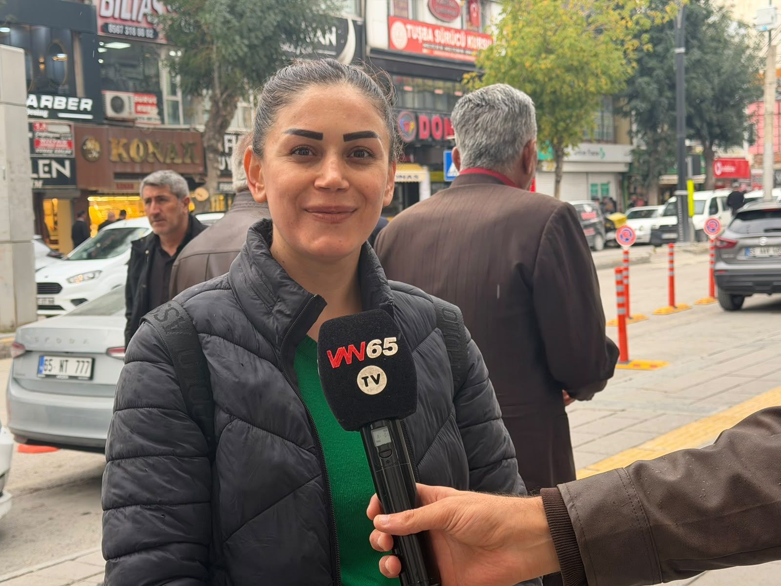 Vanlılar Neden Göç Ediyor Vatandaşlardan Dikkat Çeken Açıklamalar! (1)-1